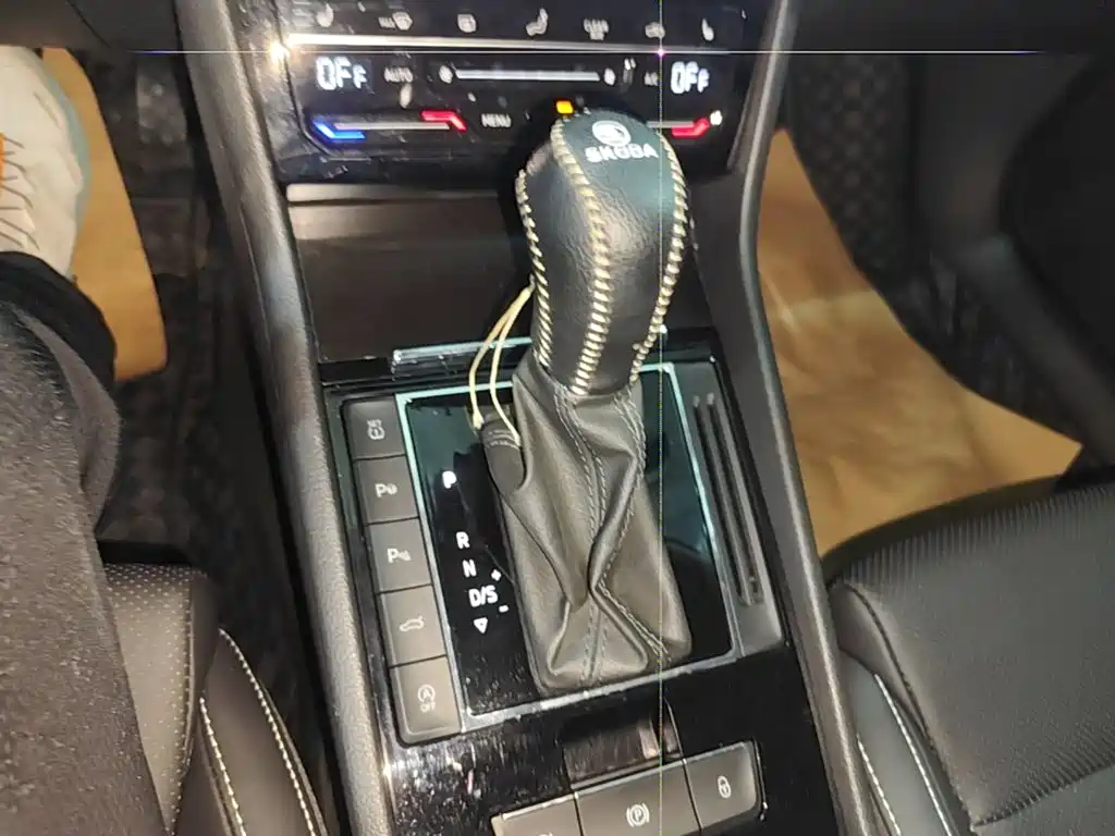 Skoda Superb — миниатюра 14