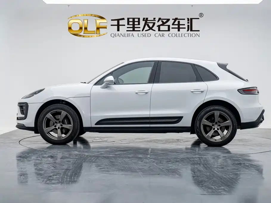 Porsche Macan — миниатюра 7
