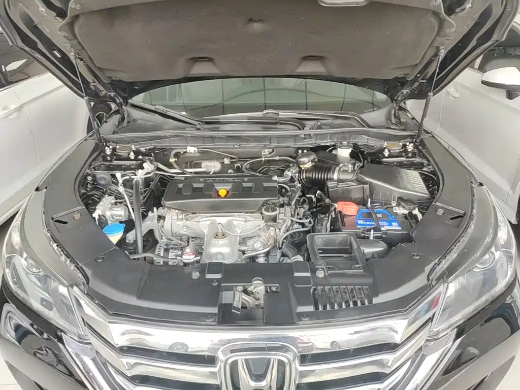 Honda Accord — миниатюра 20