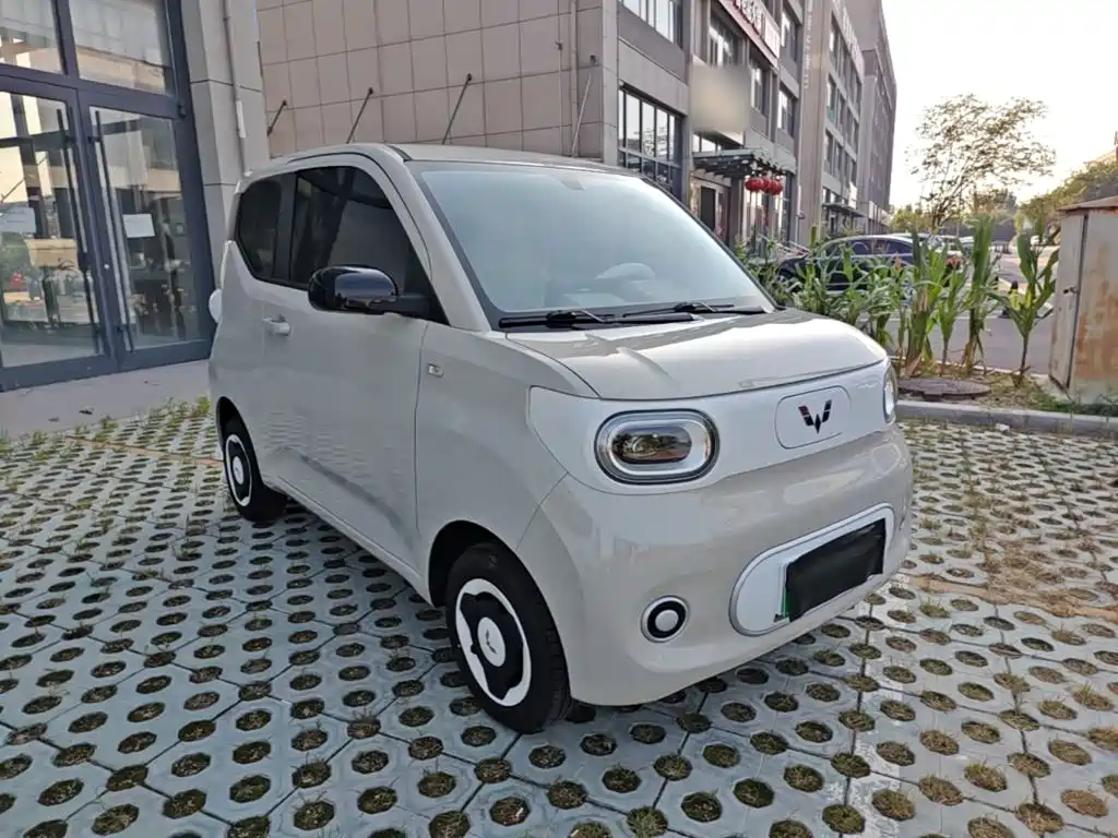 Wuling MINIEV — миниатюра 4