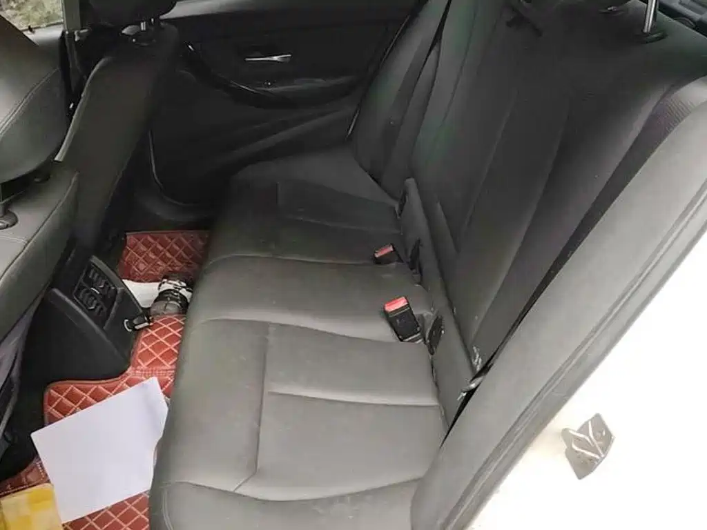 BMW 3 Series — миниатюра 7