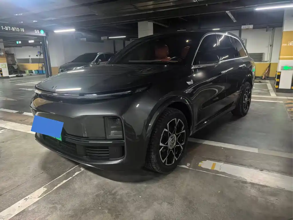 Li Auto Li L8 2023