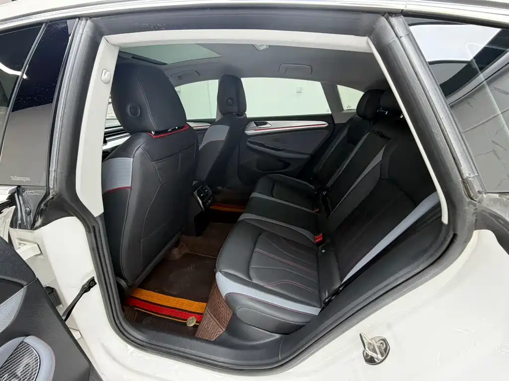Volkswagen Lamando — миниатюра 14