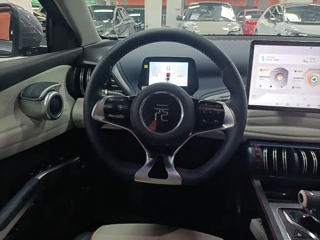 BYD Yuan Plus — миниатюра 11