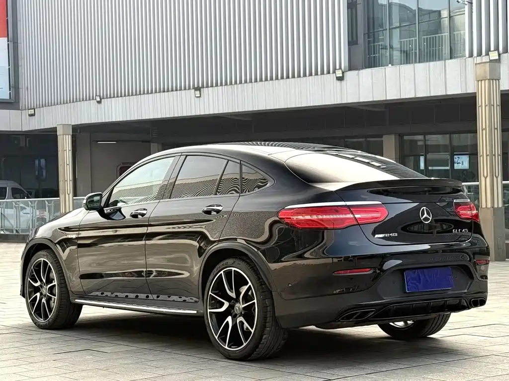 Mercedes-Benz GLC Coupe AMG — миниатюра 8