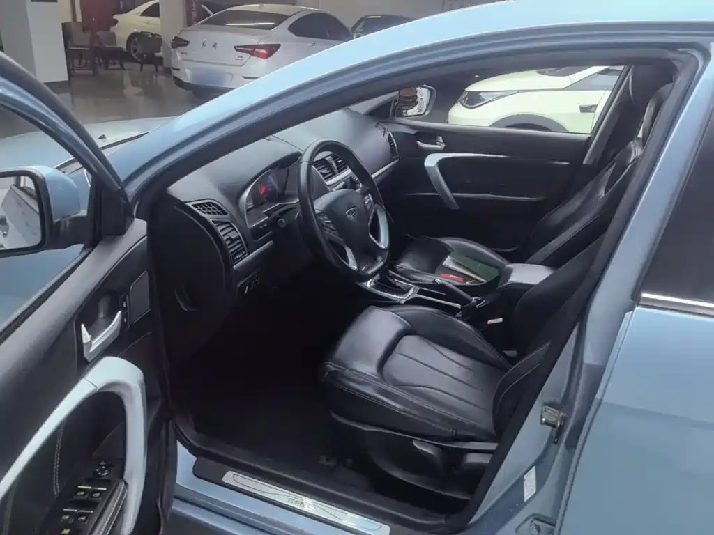 Geely Emgrand — миниатюра 16