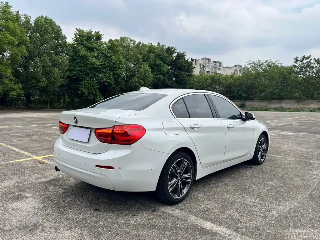 BMW 1 Series — миниатюра 6