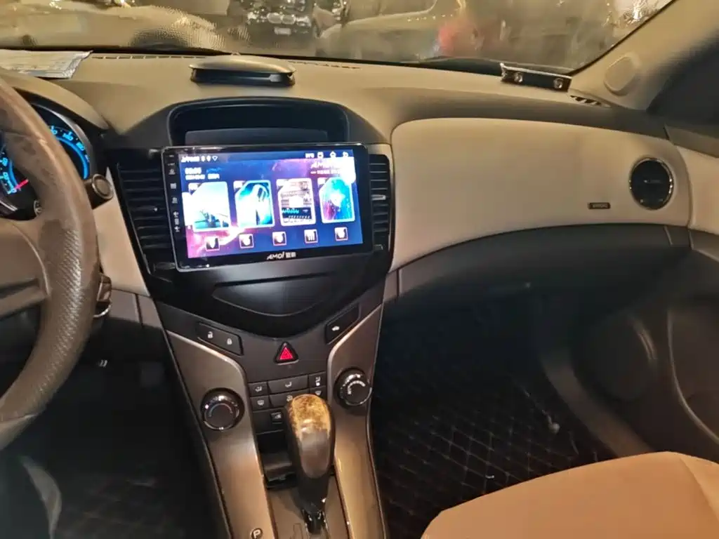 Chevrolet Cruze — миниатюра 10