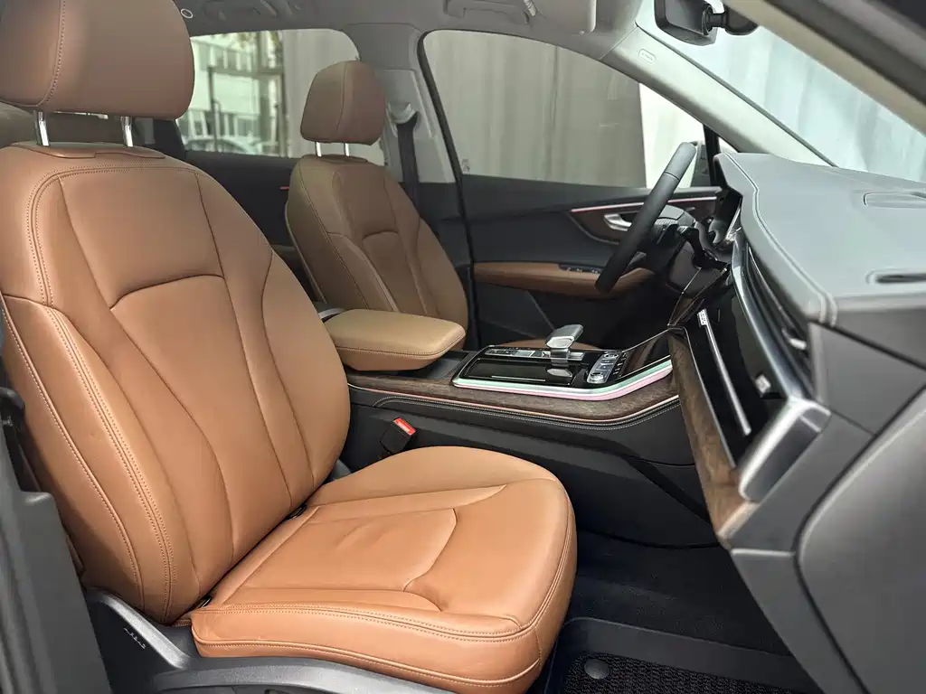 Audi Q7 — миниатюра 31