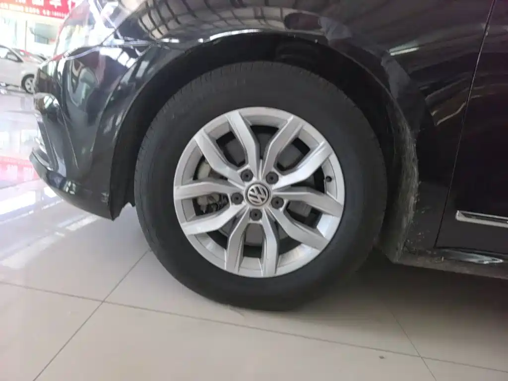 Volkswagen Passat — миниатюра 23