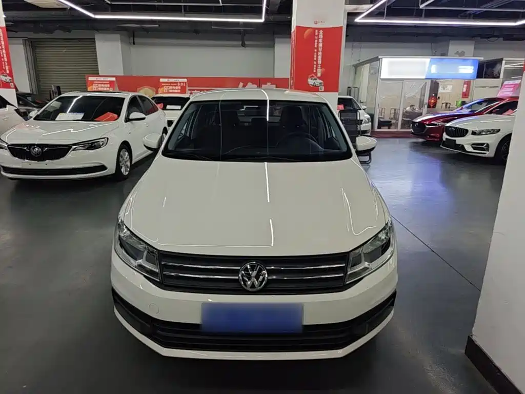 Volkswagen Santana — миниатюра 3