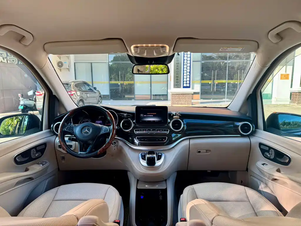 Mercedes-Benz V-Class V 260 Navigator Edition, фото 4