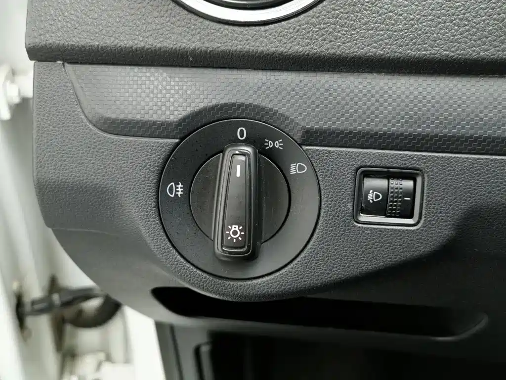 Jetta VA3 — миниатюра 21
