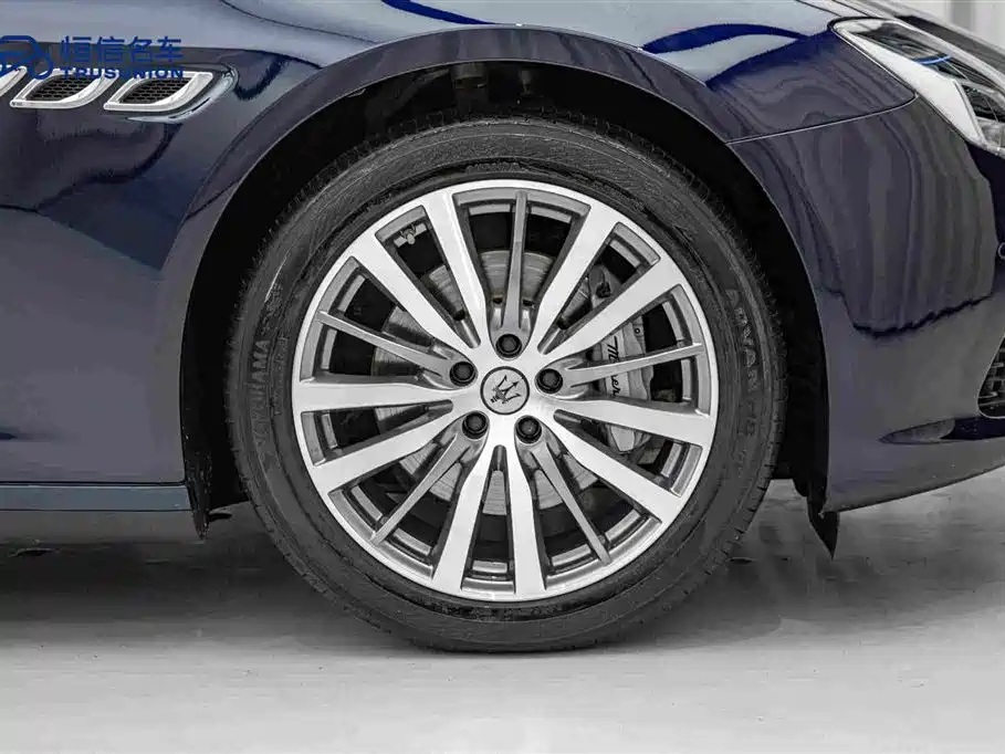 Maserati Quattroporte — миниатюра 11