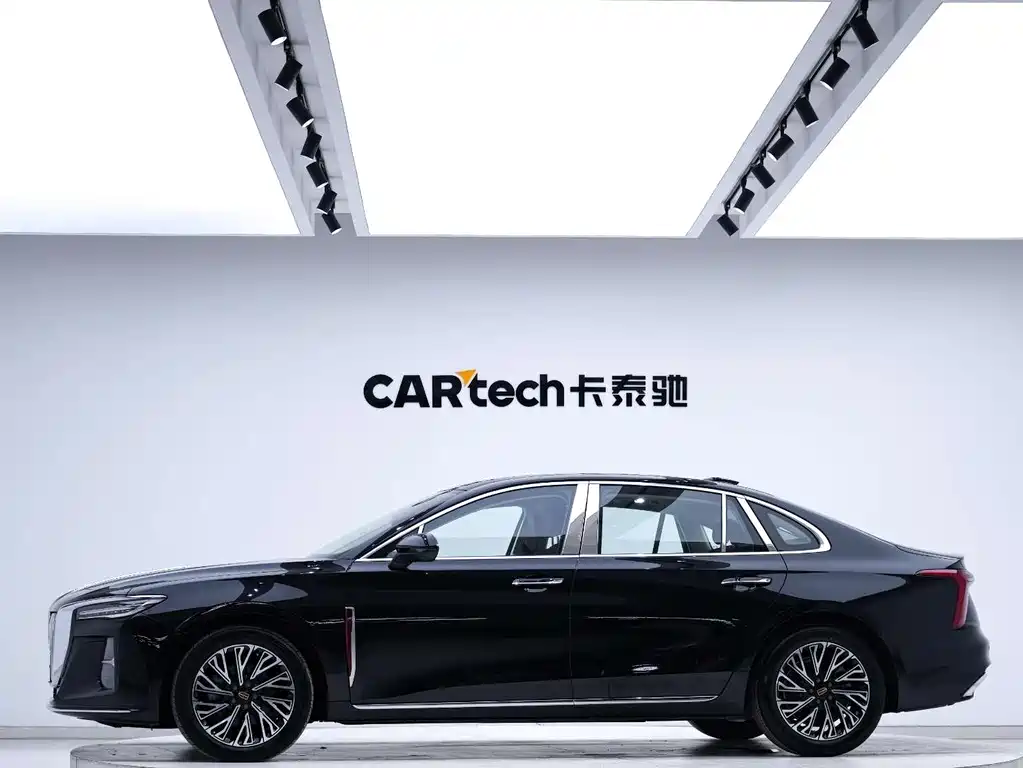 Hongqi H5 2025 2.0T AT