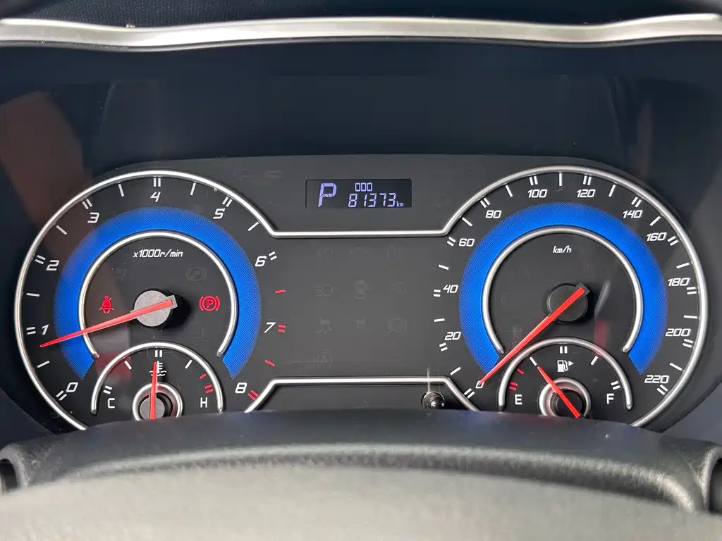 Haima Familia MPV — миниатюра 7