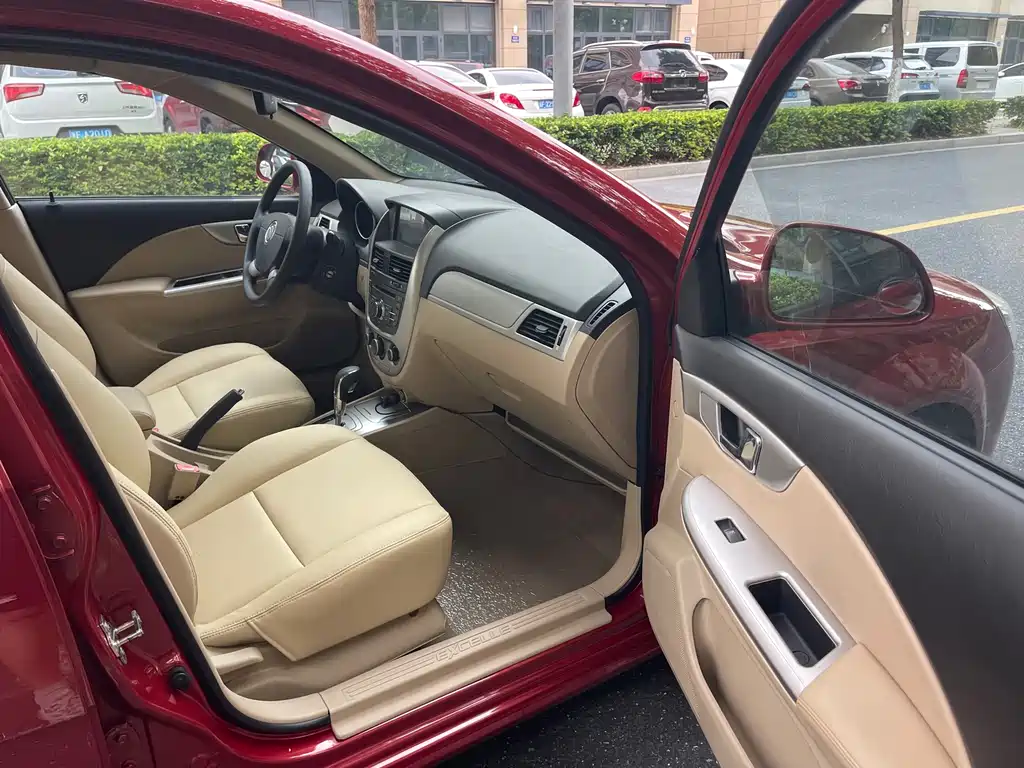 Buick Excelle — миниатюра 9