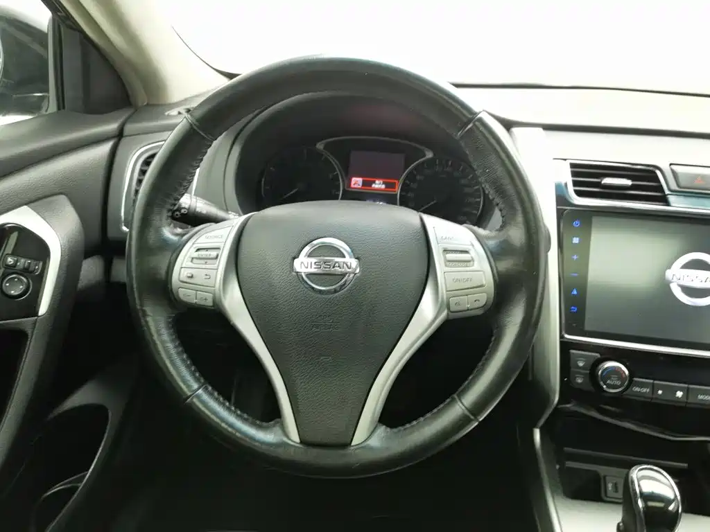 Nissan Teana — миниатюра 11