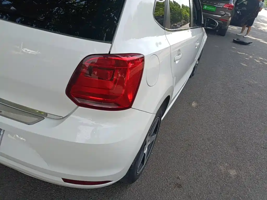 Volkswagen Polo — миниатюра 8