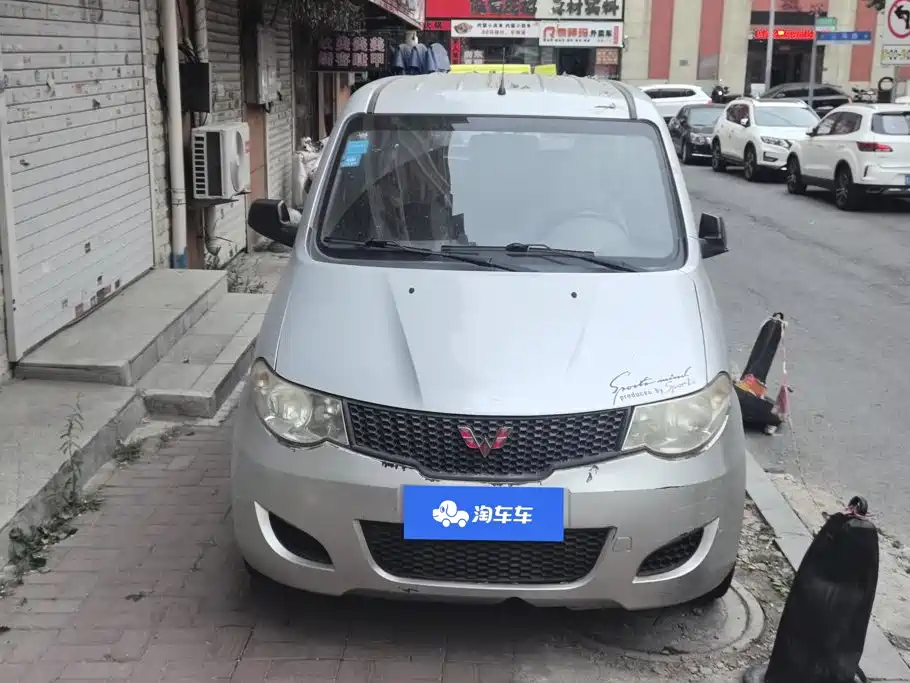 Wuling Hongguang — миниатюра 2