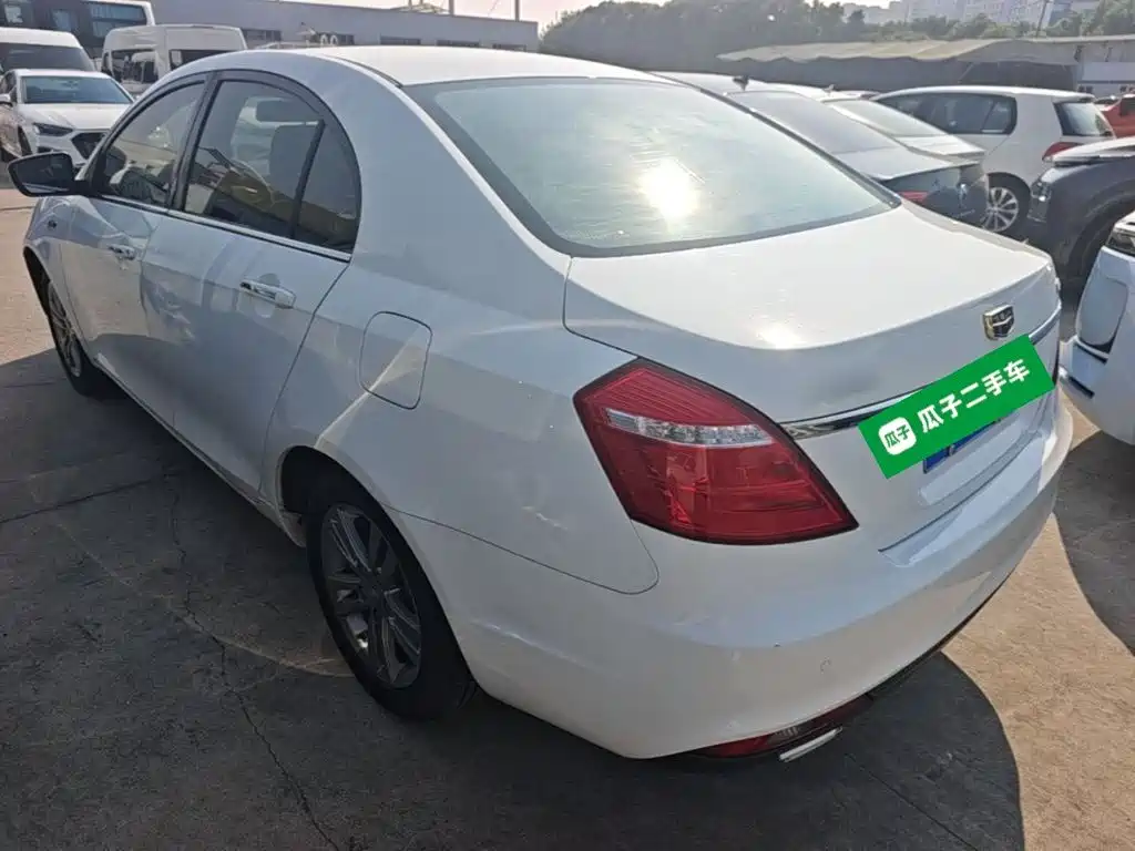 Geely Emgrand — миниатюра 5