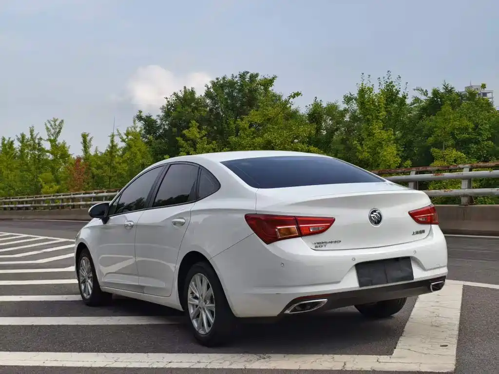 Buick Verano — миниатюра 21