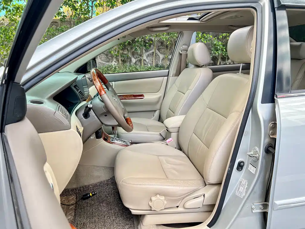 Toyota Corolla — миниатюра 8