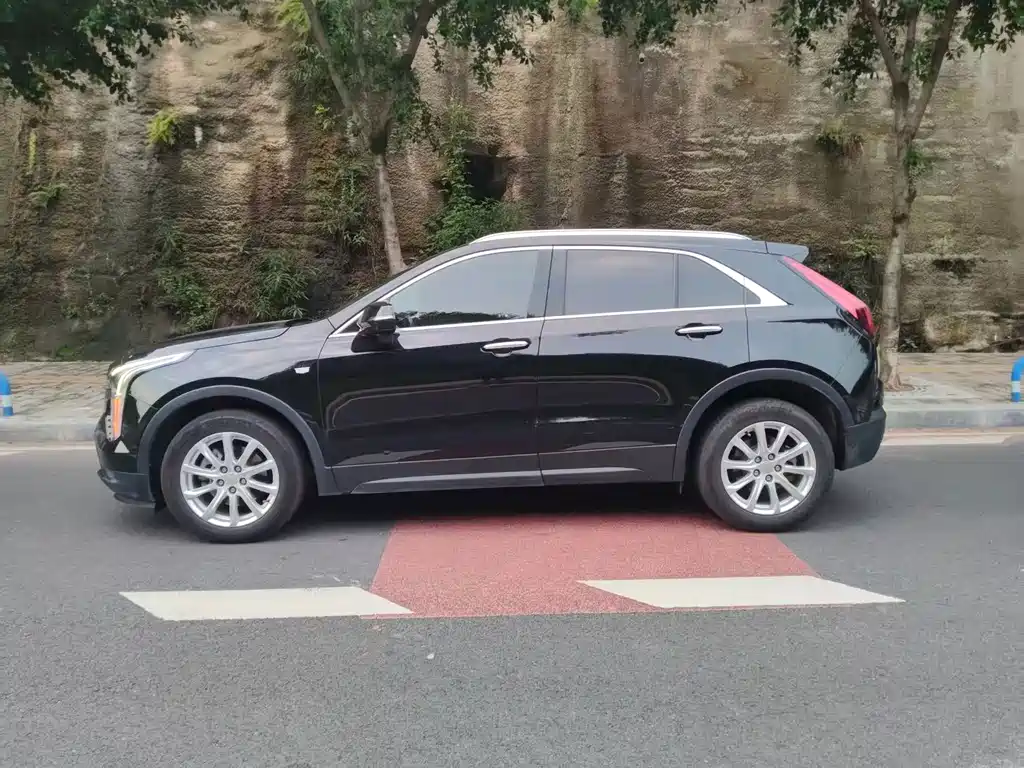Cadillac XT4 — миниатюра 4