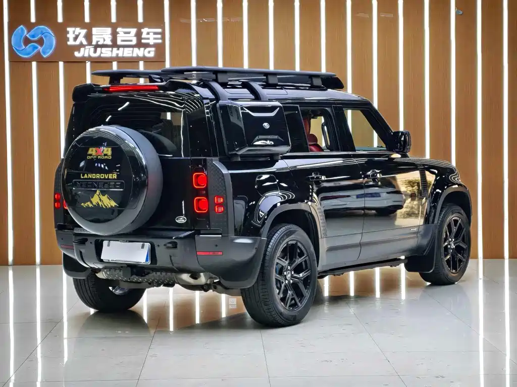 Land Rover Defender — миниатюра 27