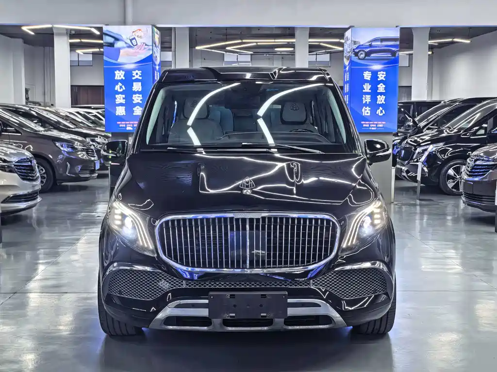 Mercedes-Benz Vito 2021 2.0T 7 мест