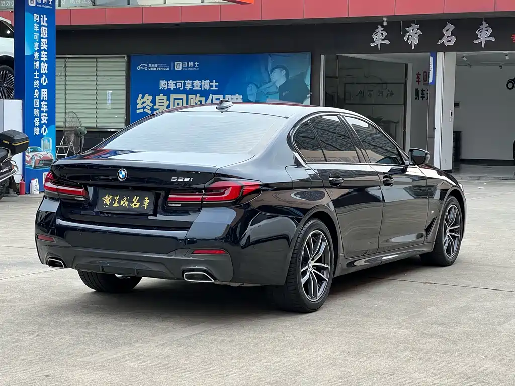 BMW 5 Series (Import) — миниатюра 19
