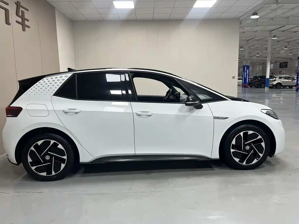 Volkswagen ID.3 — миниатюра 13