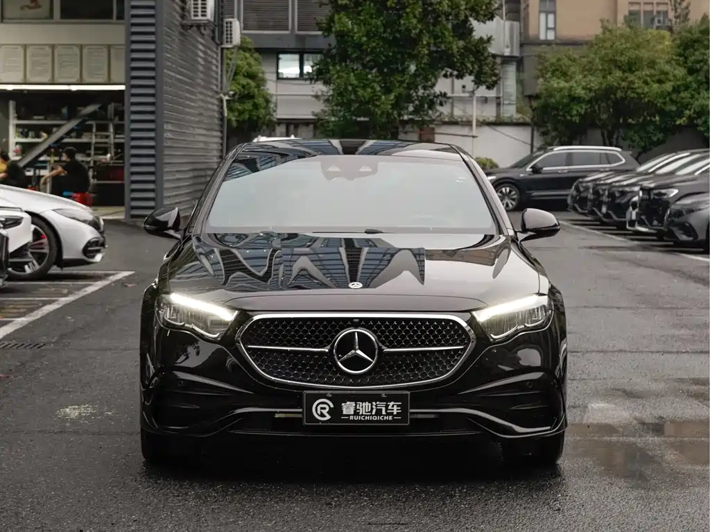 Mercedes-Benz E-Class (Import) — миниатюра 2