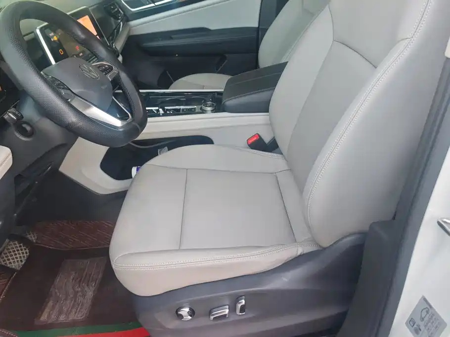 Volkswagen Teramont — миниатюра 9