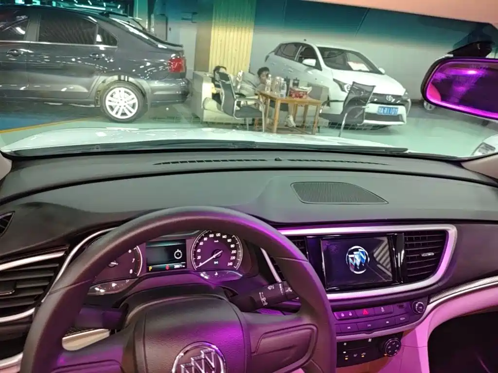 Buick Excelle — миниатюра 10