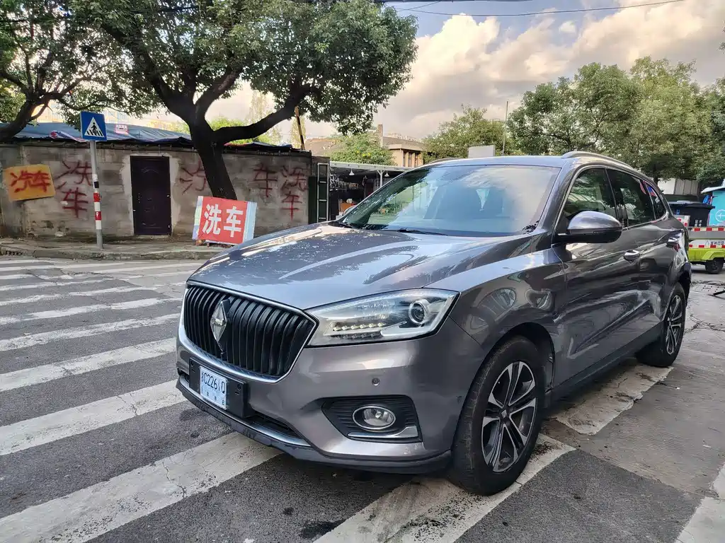 Borgward BX7