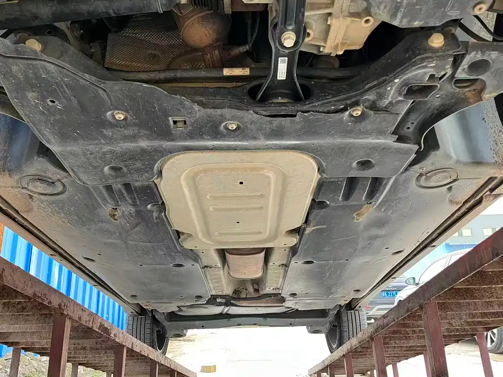 VOLKSWAGEN EXPLORING THE SHADOW