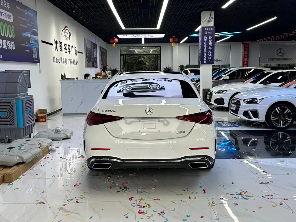 Mercedes-Benz C-Class — миниатюра 8