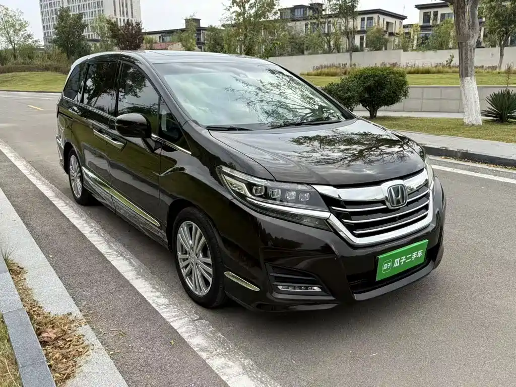Honda Elysion — миниатюра 4