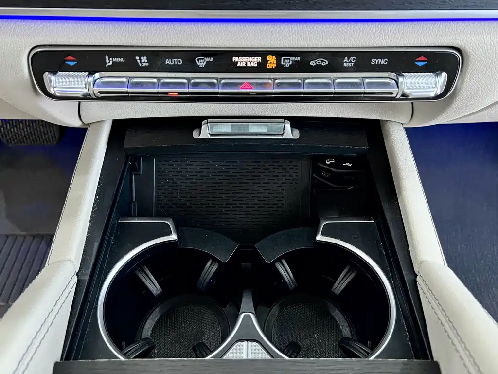 Mercedes-Benz GLE (Import) — миниатюра 17