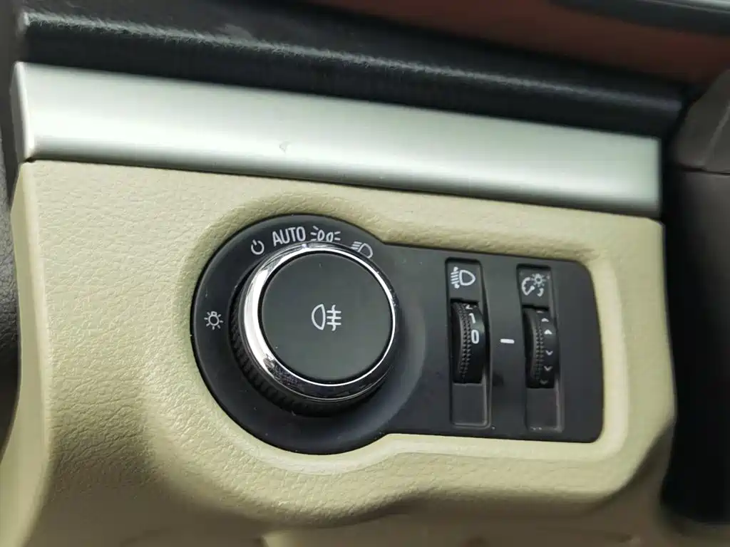 Buick GL8 — миниатюра 21