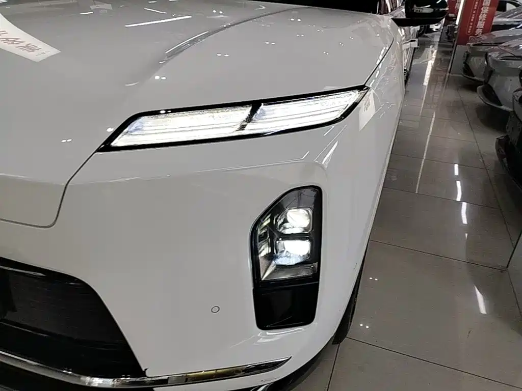 NIO ES8 — миниатюра 24