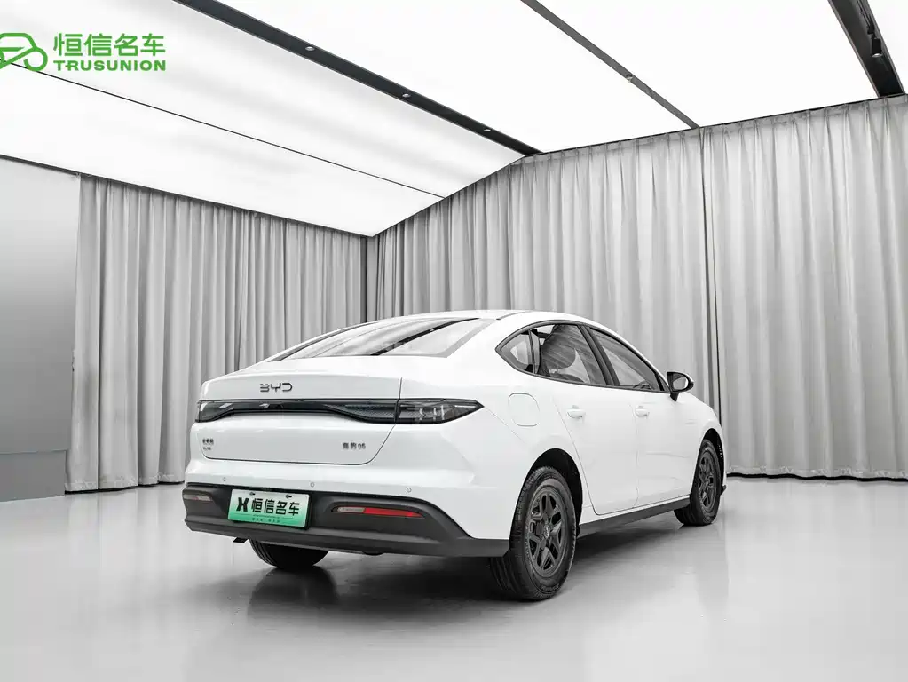 BYD Seal 05 DM-i — миниатюра 4