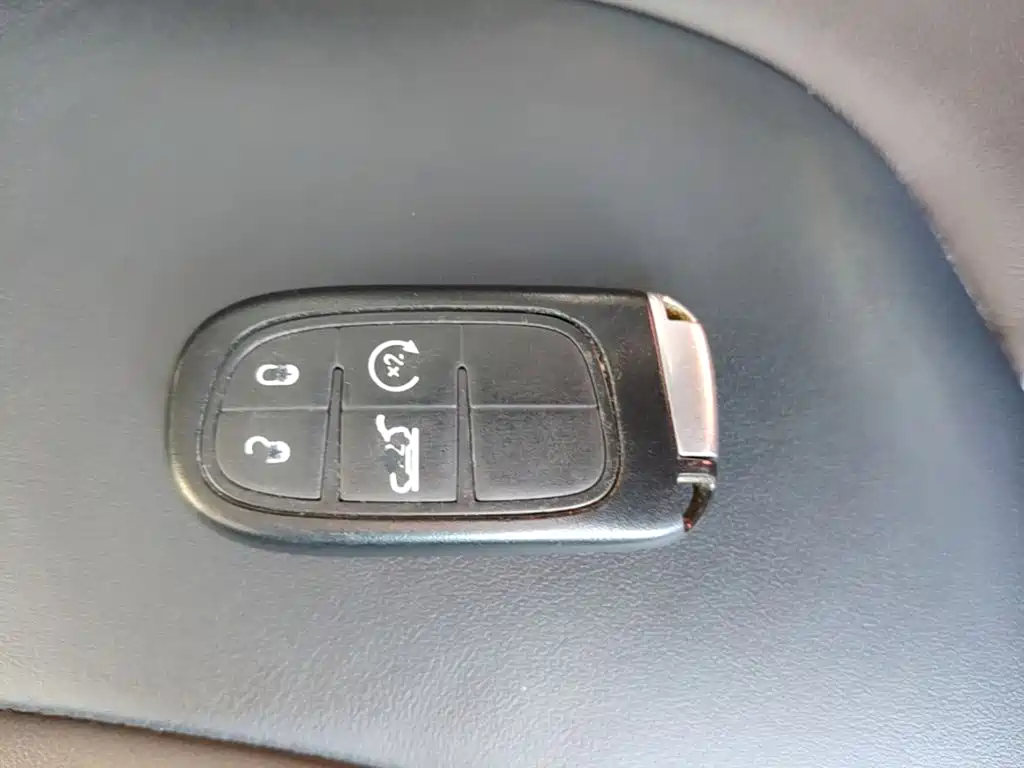 Jeep Cherokee — миниатюра 9