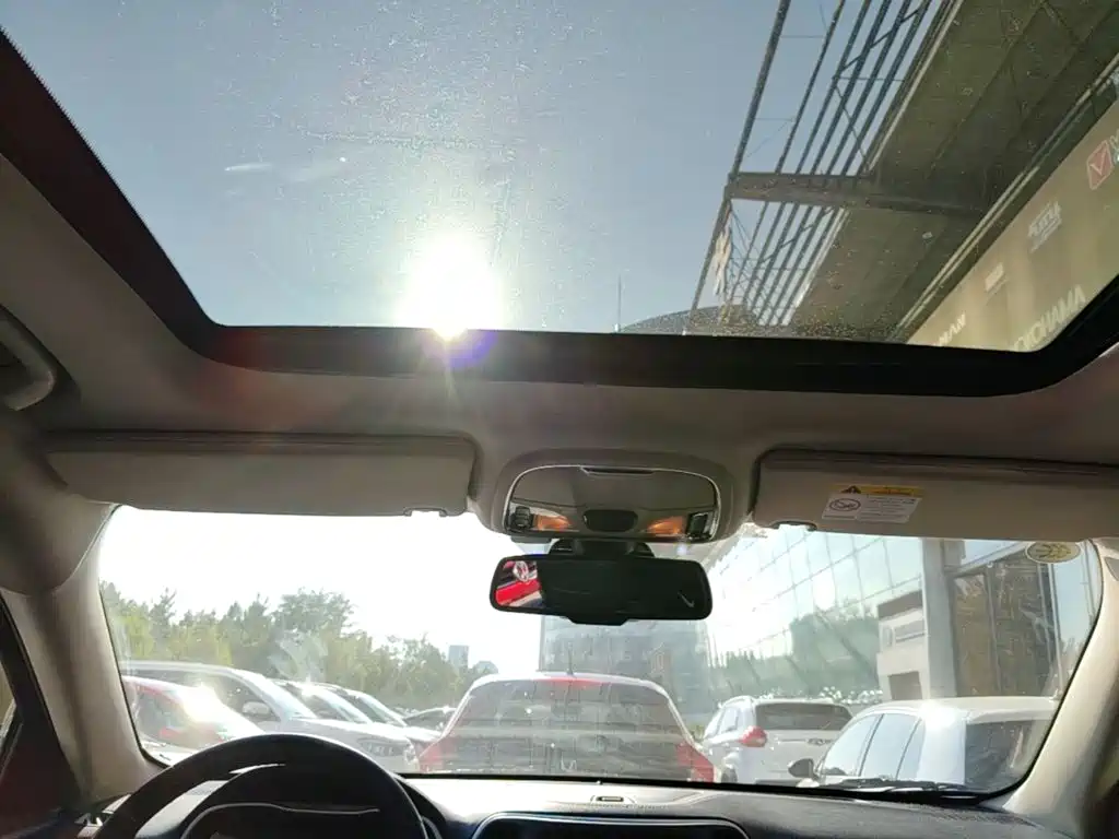 Jeep Cherokee — миниатюра 18