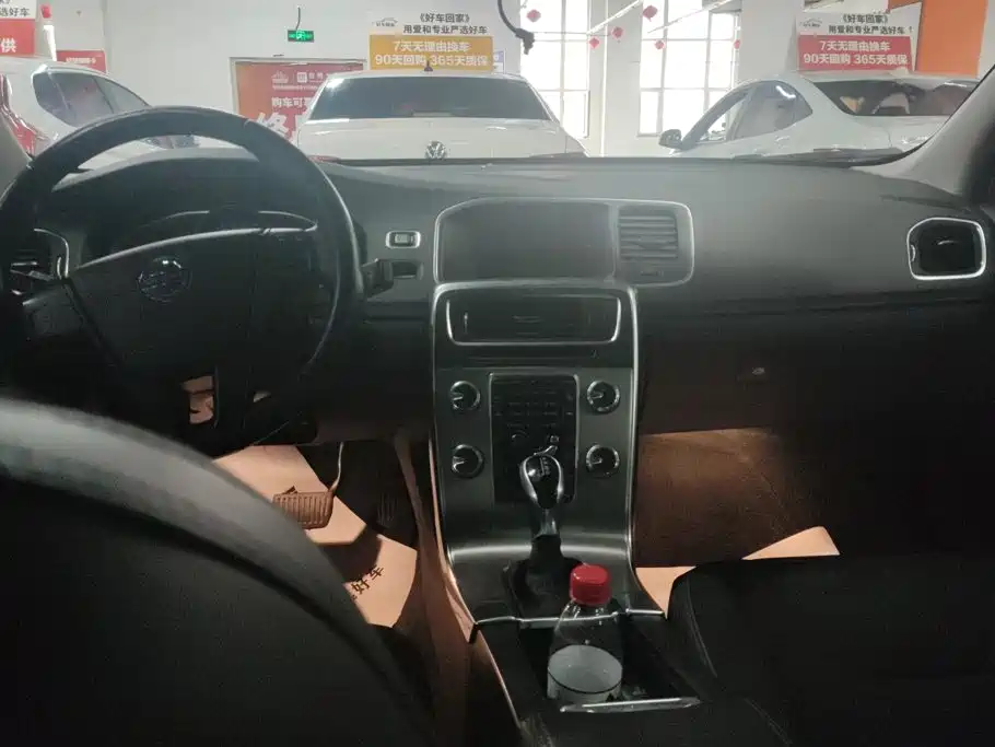 Volvo S60 — миниатюра 13