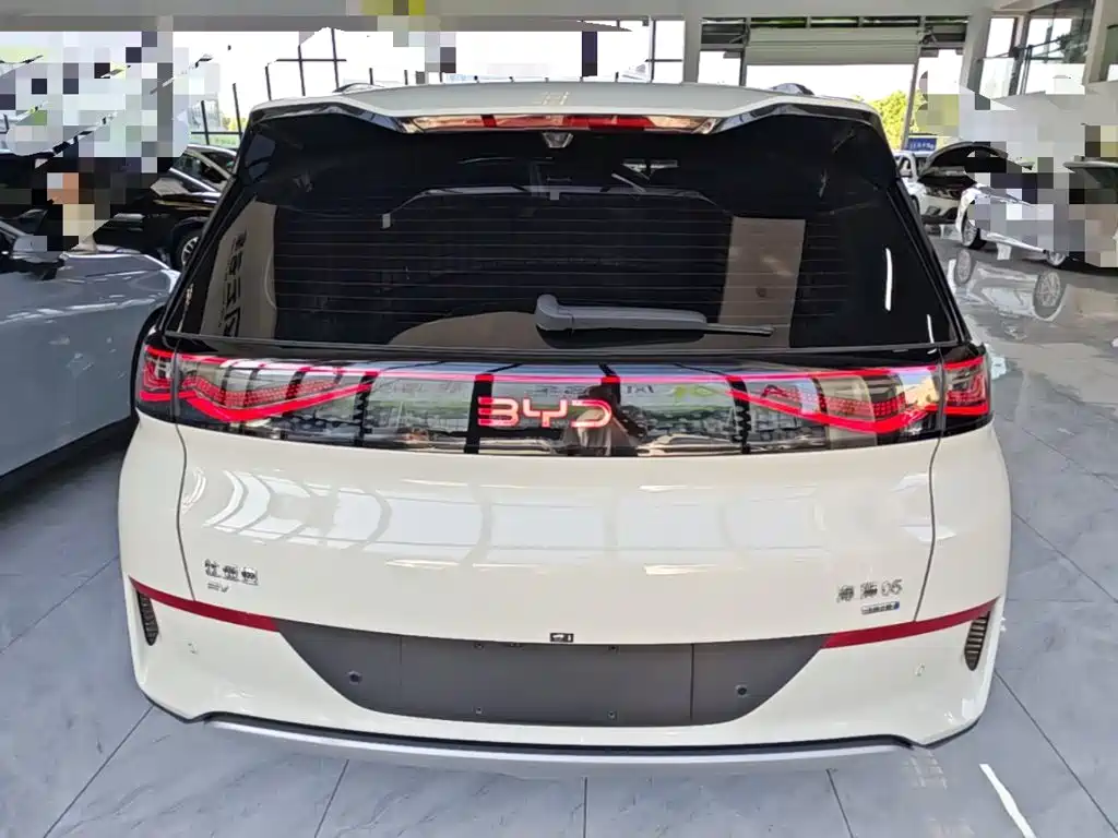 BYD Sealion 05 EV — миниатюра 6