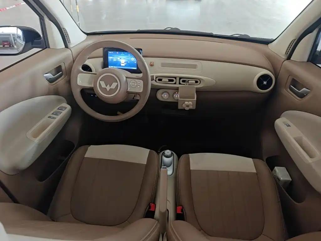Wuling MINIEV — миниатюра 10