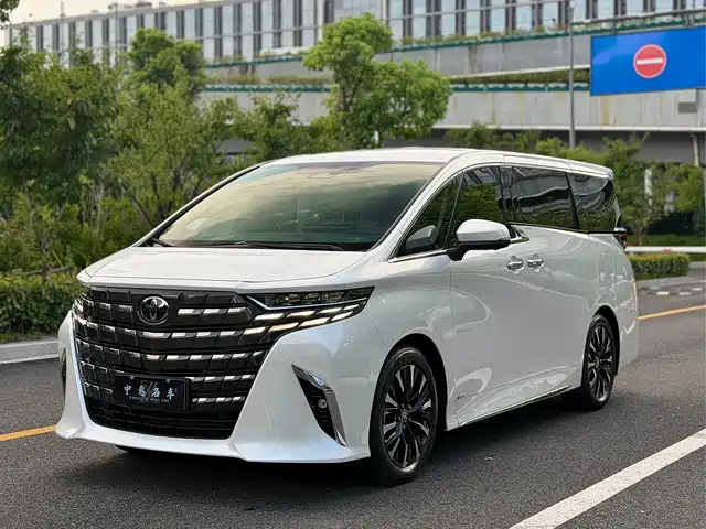 2024 Toyota Alphard