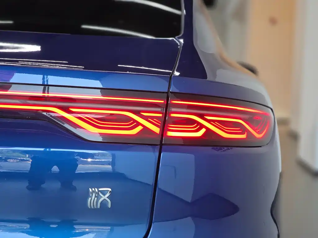 BYD Han — миниатюра 19